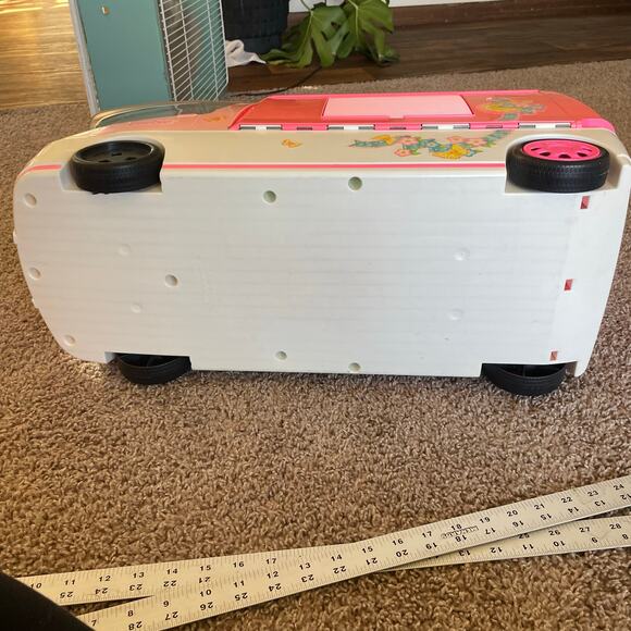 Vintage 1996 Barbie Mattel Large 59x45x30cm Pink Magical Motorhome Vehicle - Picture 11 of 16